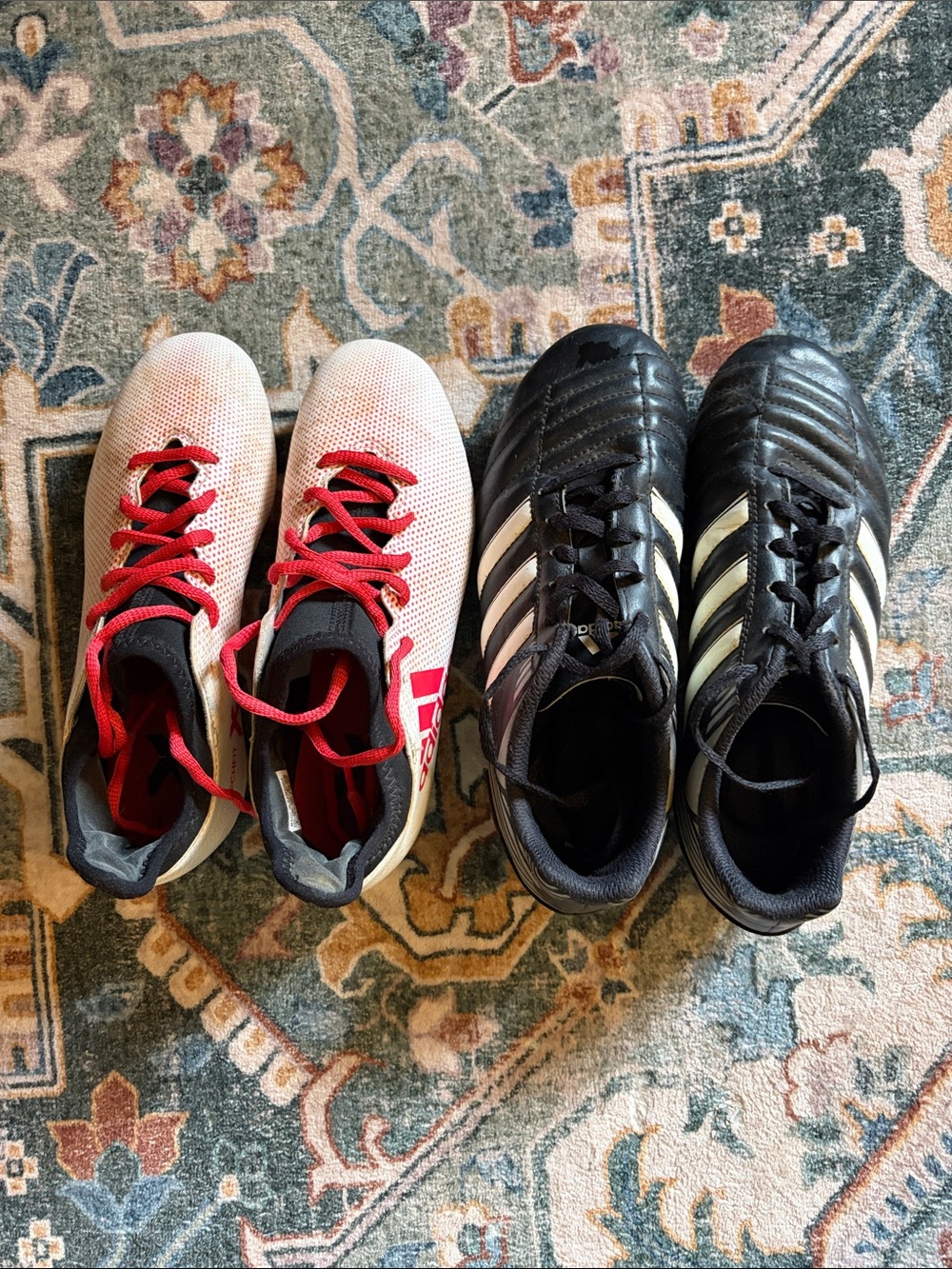 Adidas Boys Soccer Cleats, Black Size 5, White Size 4